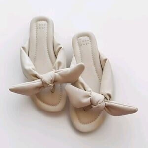 A New Day Women’s Adley Bow Flip Flop Sandals Cream Size 6